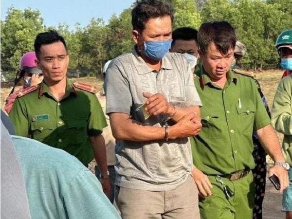Bắt tạm giam đối tượng đầu độc hồ tôm tại La Gi, Bình Thuận